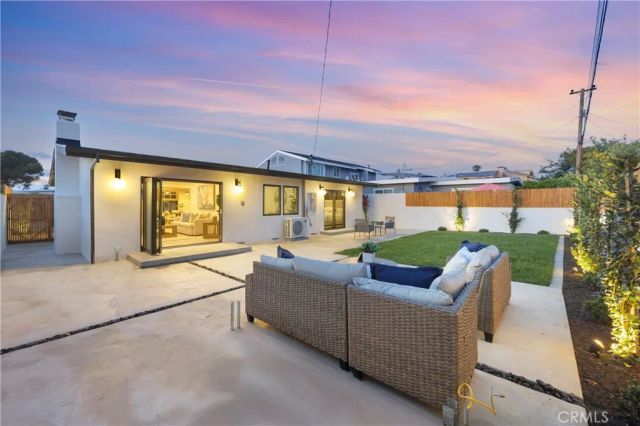900 Catalina Avenue, Seal Beach, CA 90740