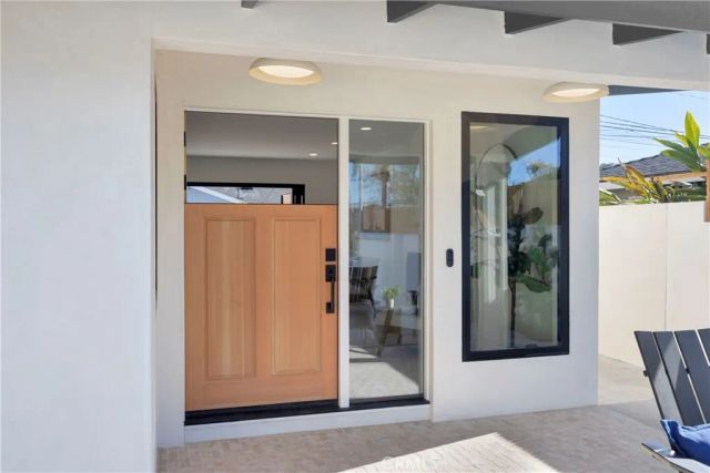 900 Catalina Avenue, Seal Beach, CA 90740
