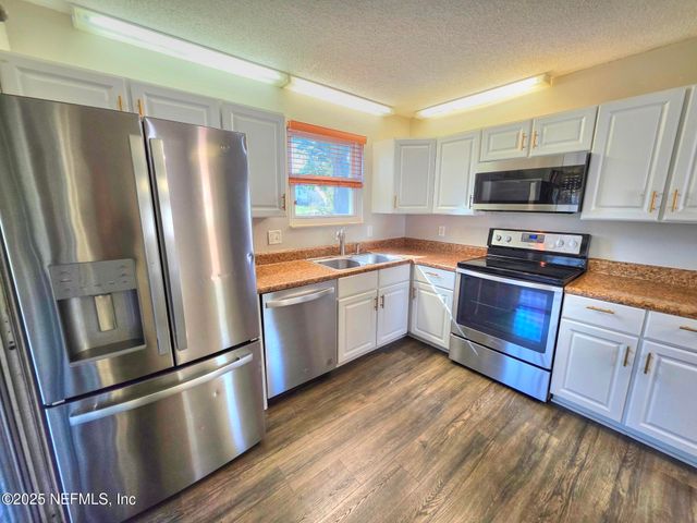 4316 PILGRIM Way, Jacksonville, FL 32257