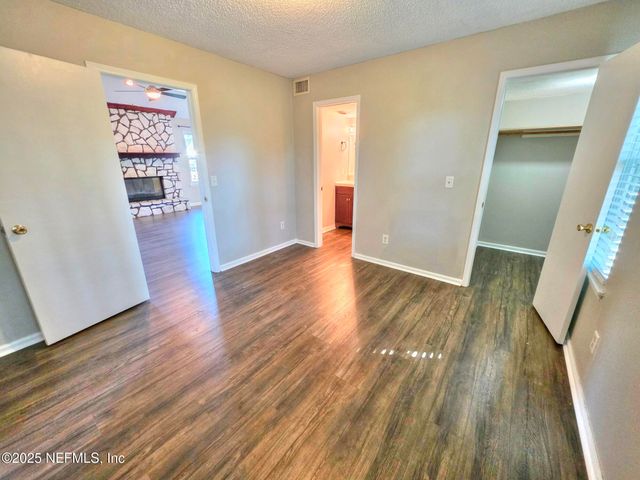 4316 PILGRIM Way, Jacksonville, FL 32257