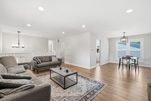 17800 Central Park Avenue, Country Club Hills, IL 60478