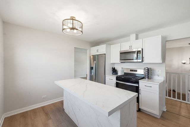 17800 Central Park Avenue, Country Club Hills, IL 60478