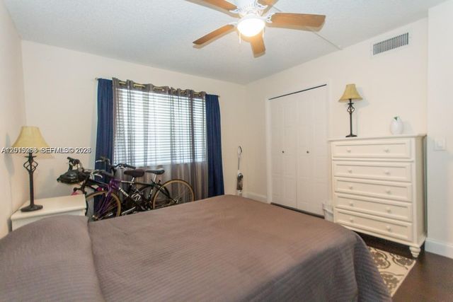 16561 Blatt Blvd 201, Weston, FL 33326