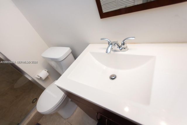 16561 Blatt Blvd 201, Weston, FL 33326