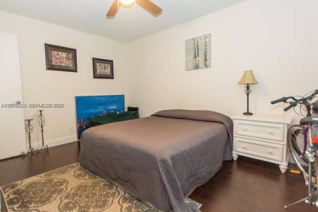 16561 Blatt Blvd 201, Weston, FL 33326