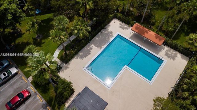 16561 Blatt Blvd 201, Weston, FL 33326