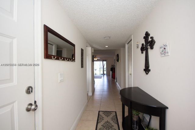 16561 Blatt Blvd 201, Weston, FL 33326
