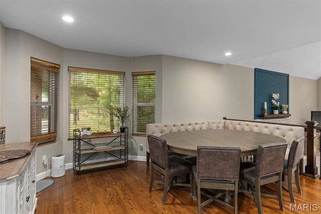 2 Deer Hollow Lane, Litchfield, IL 62056