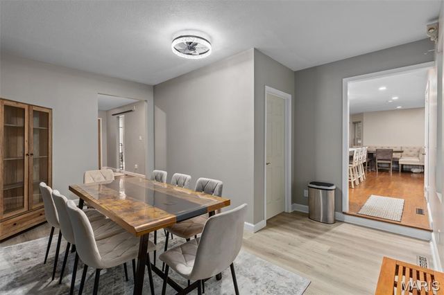 2 Deer Hollow Lane, Litchfield, IL 62056