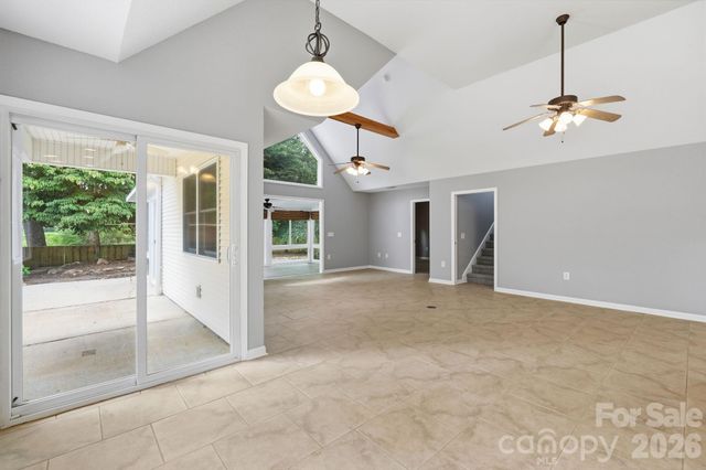 45 Beekeeper Trail, Swannanoa, NC 28778