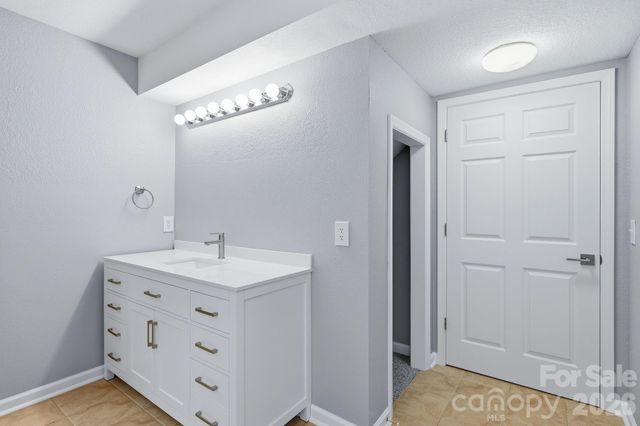 45 Beekeeper Trail, Swannanoa, NC 28778
