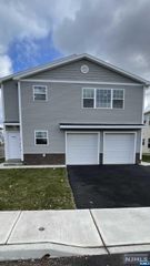 2 Rossi Court 2, South Hackensack, NJ 07606