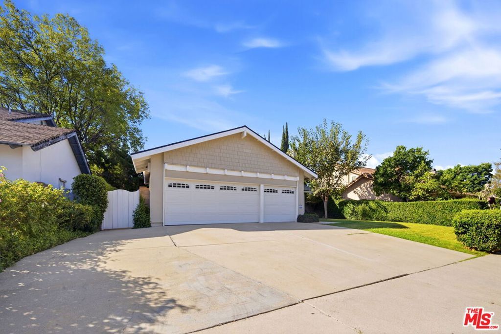 18744 Vintage Street, Northridge, CA 91324 — photo 2