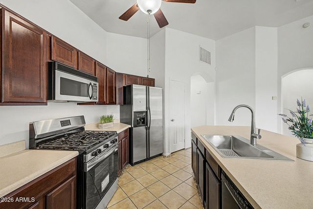 7307 N 73RD Drive, Glendale, AZ 85303