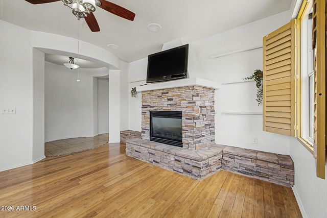 7307 N 73RD Drive, Glendale, AZ 85303