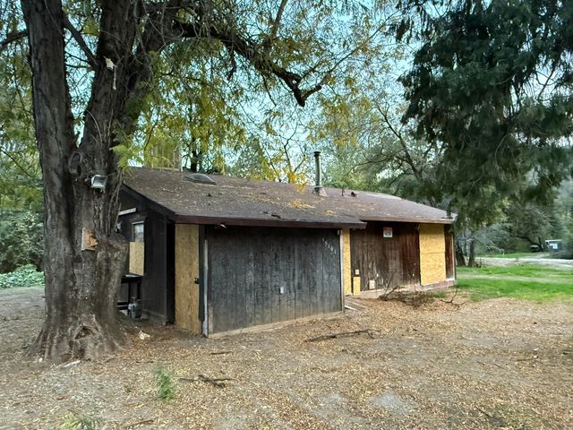 15101 Wonderland Boulevard, Redding, CA 96003