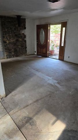 15101 Wonderland Boulevard, Redding, CA 96003