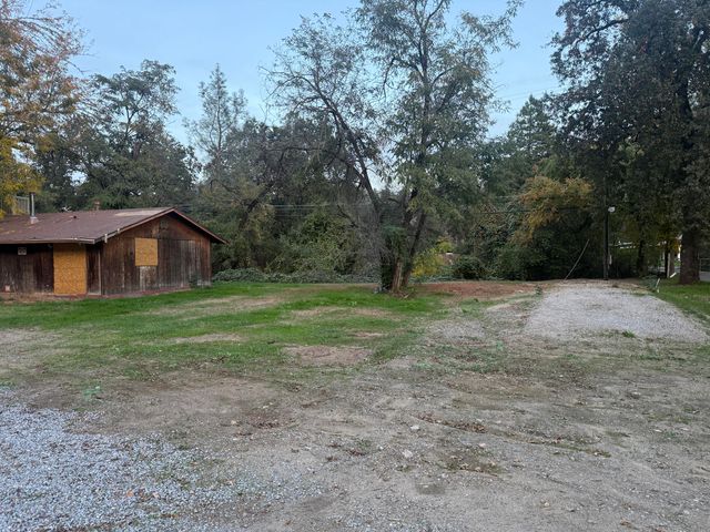 15101 Wonderland Boulevard, Redding, CA 96003