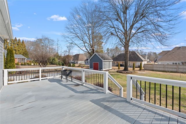 521 Brighton Circle, Easley, SC 29640