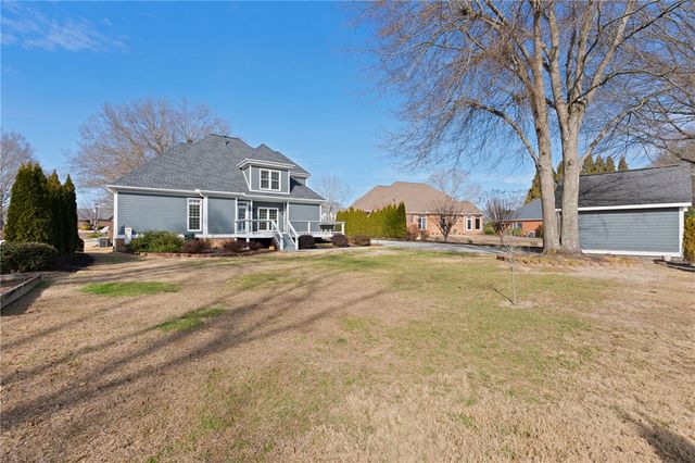 521 Brighton Circle, Easley, SC 29640