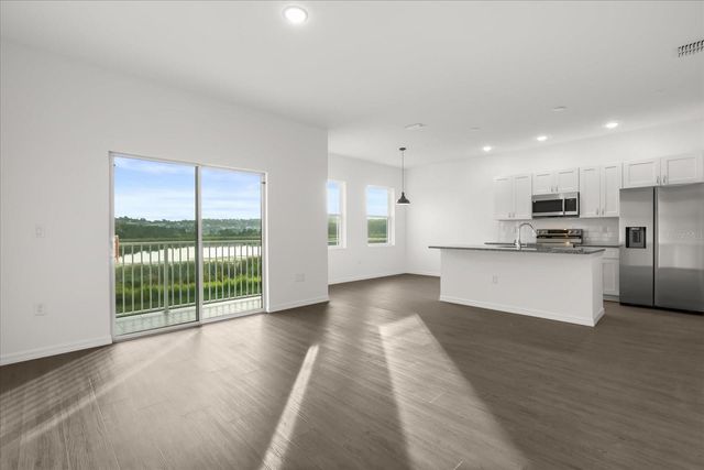 915 LAKEFRONT VILLAGE DRIVE, Clermont, FL 34711