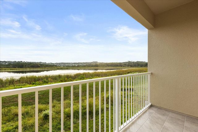 915 LAKEFRONT VILLAGE DRIVE, Clermont, FL 34711