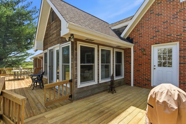 8270 Bethlehem Rd, Springfield, TN 37172