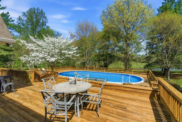 8270 Bethlehem Rd, Springfield, TN 37172