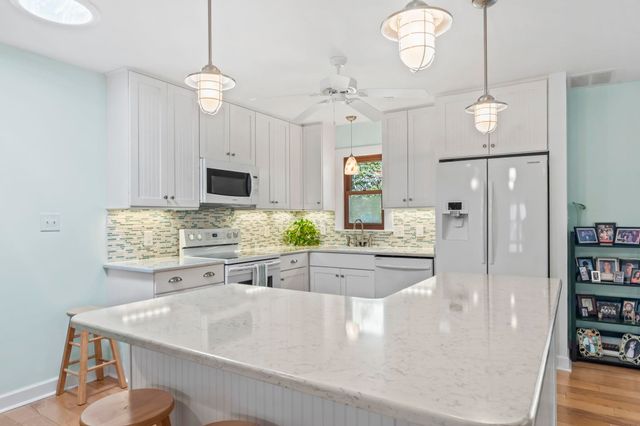 716 5th Ave. N, Surfside Beach, SC 29575