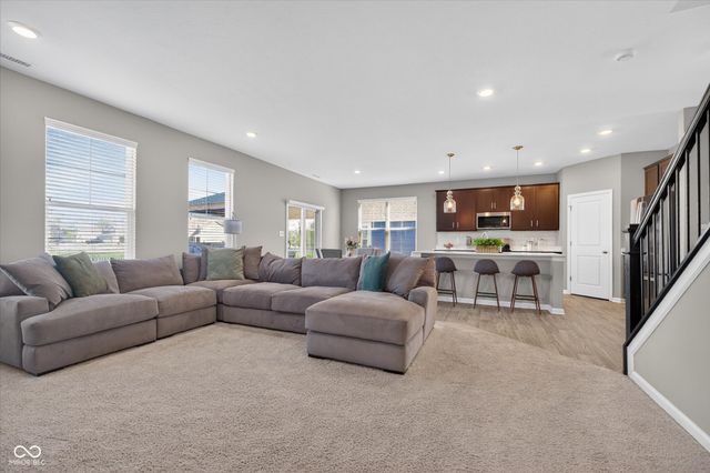 1573 N Clearwater Drive, Greenfield, IN 46140