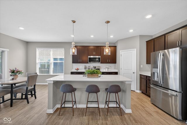 1573 N Clearwater Drive, Greenfield, IN 46140