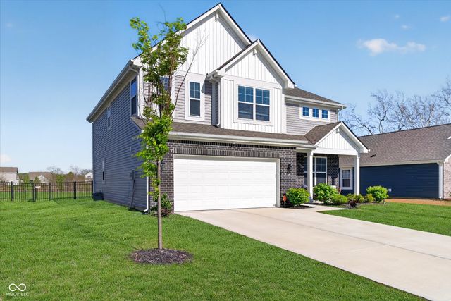 1573 N Clearwater Drive, Greenfield, IN 46140