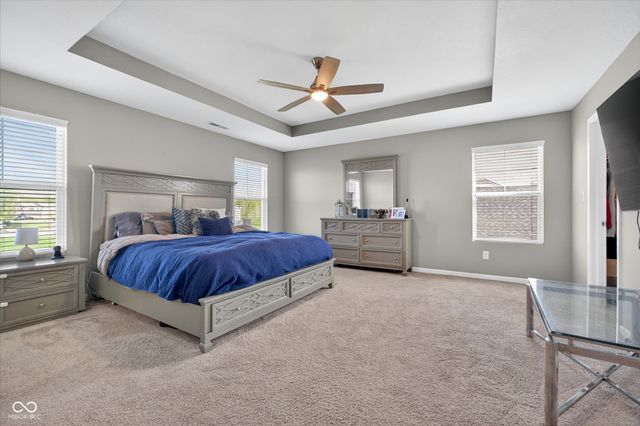 1573 N Clearwater Drive, Greenfield, IN 46140