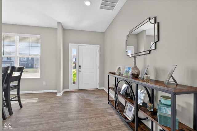 1573 N Clearwater Drive, Greenfield, IN 46140