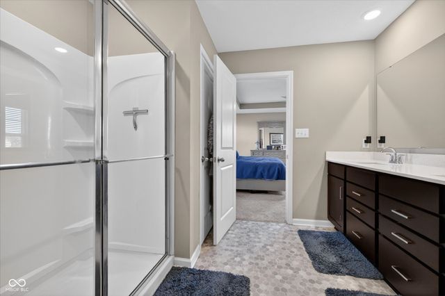 1573 N Clearwater Drive, Greenfield, IN 46140