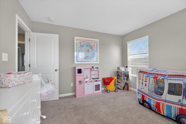 1573 N Clearwater Drive, Greenfield, IN 46140