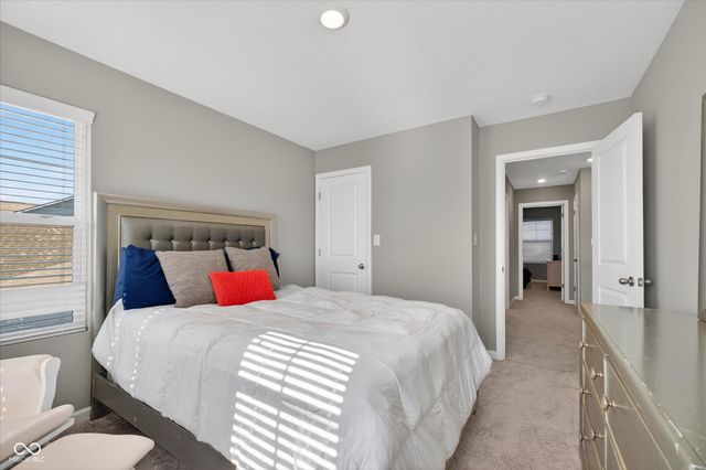 1573 N Clearwater Drive, Greenfield, IN 46140