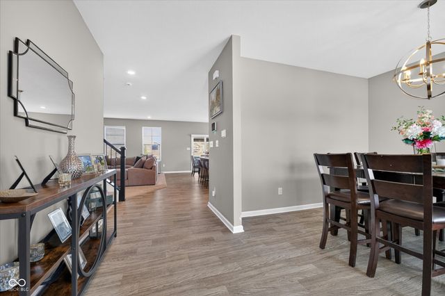 1573 N Clearwater Drive, Greenfield, IN 46140