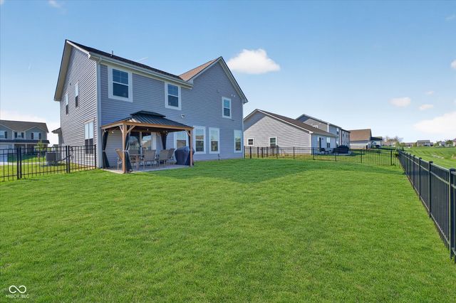 1573 N Clearwater Drive, Greenfield, IN 46140