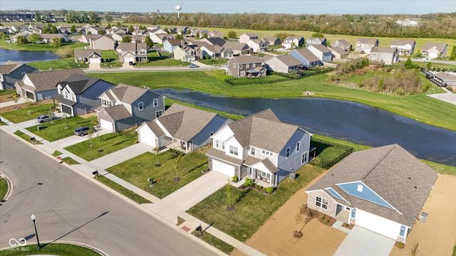 1573 N Clearwater Drive, Greenfield, IN 46140