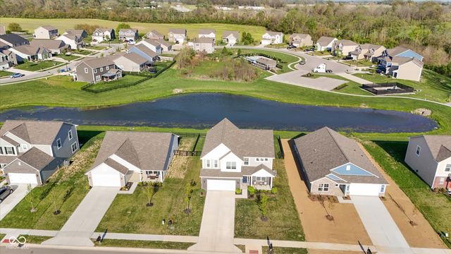 1573 N Clearwater Drive, Greenfield, IN 46140