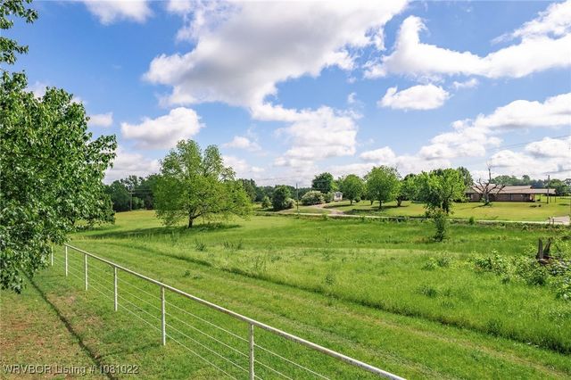 25 Shibley Road, Van Buren, AR 72956