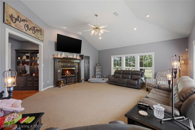 25 Shibley Road, Van Buren, AR 72956