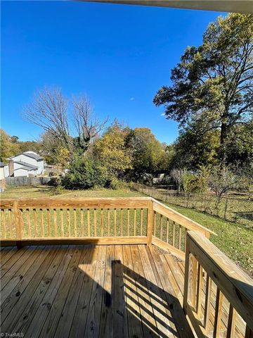 2903 Woodhill Lane, Greensboro, NC 27406