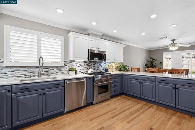 1812 Elkwood Dr, Concord, CA 94519