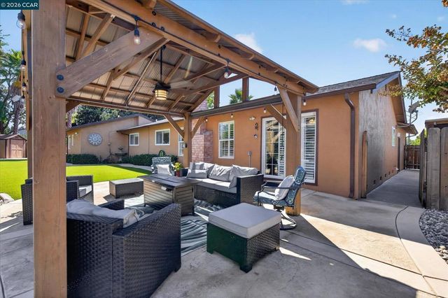 1812 Elkwood Dr, Concord, CA 94519