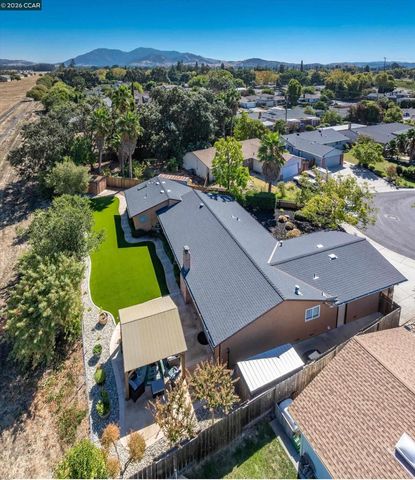 1812 Elkwood Dr, Concord, CA 94519