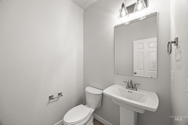 3663 E Syracuse St, Nampa, ID 83686