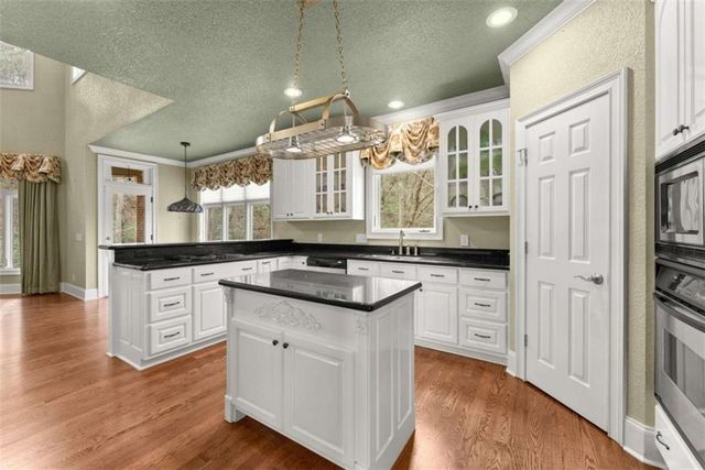 777 Oak Pointe Drive, Cleveland, GA 30528