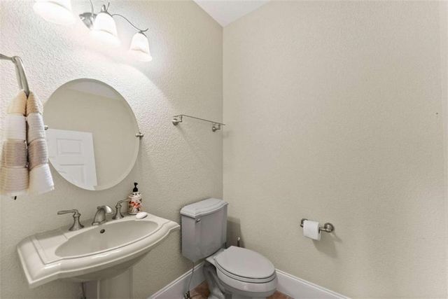 777 Oak Pointe Drive, Cleveland, GA 30528